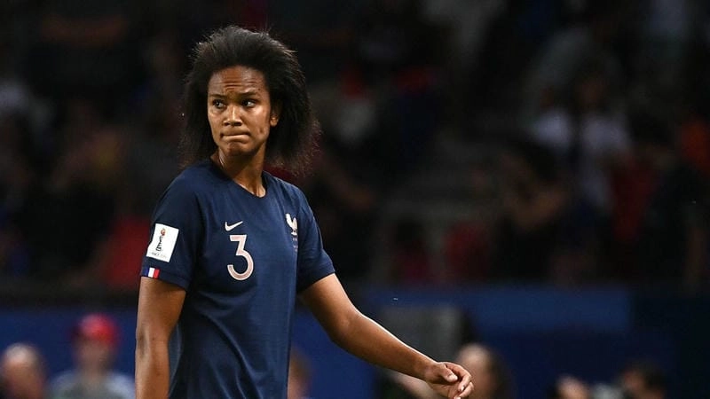  Wendie Renard ghi bàn từ cú đánh đầu tại World Cup 2019