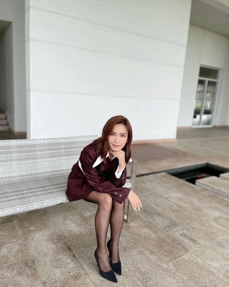Lắng nghe Lời bài hát Ái Phương câu chuyện mùa thu sâu lắng