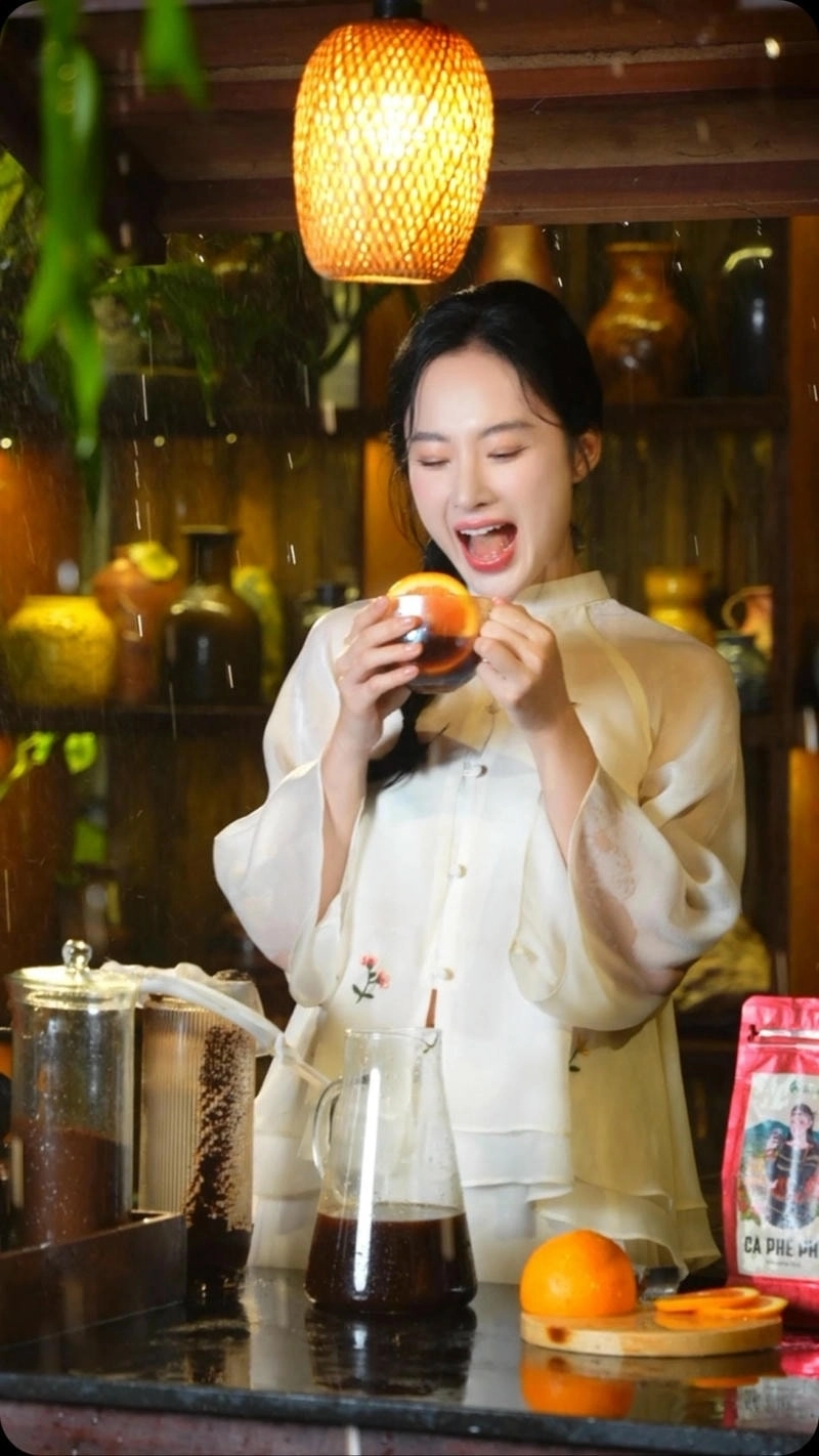 Điểm lại những ồn ào gần đây Angela Phương Trinh Phốt