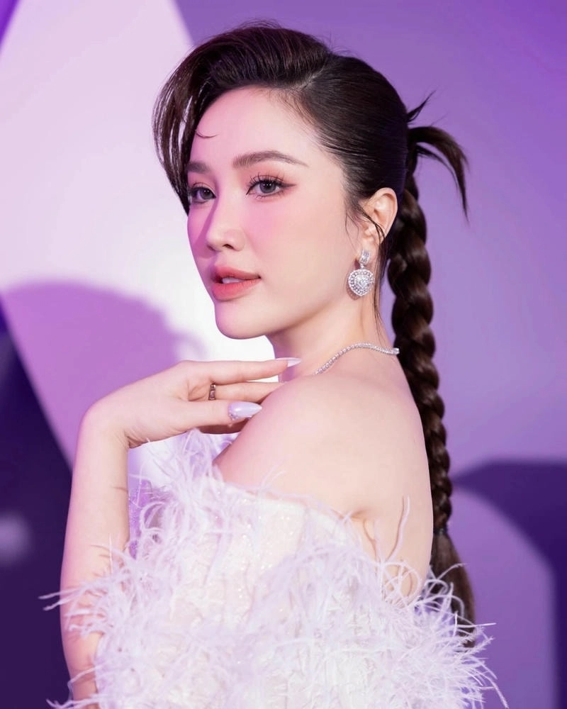 Album Bảo Thy chứa nhiều hit đáng nghe