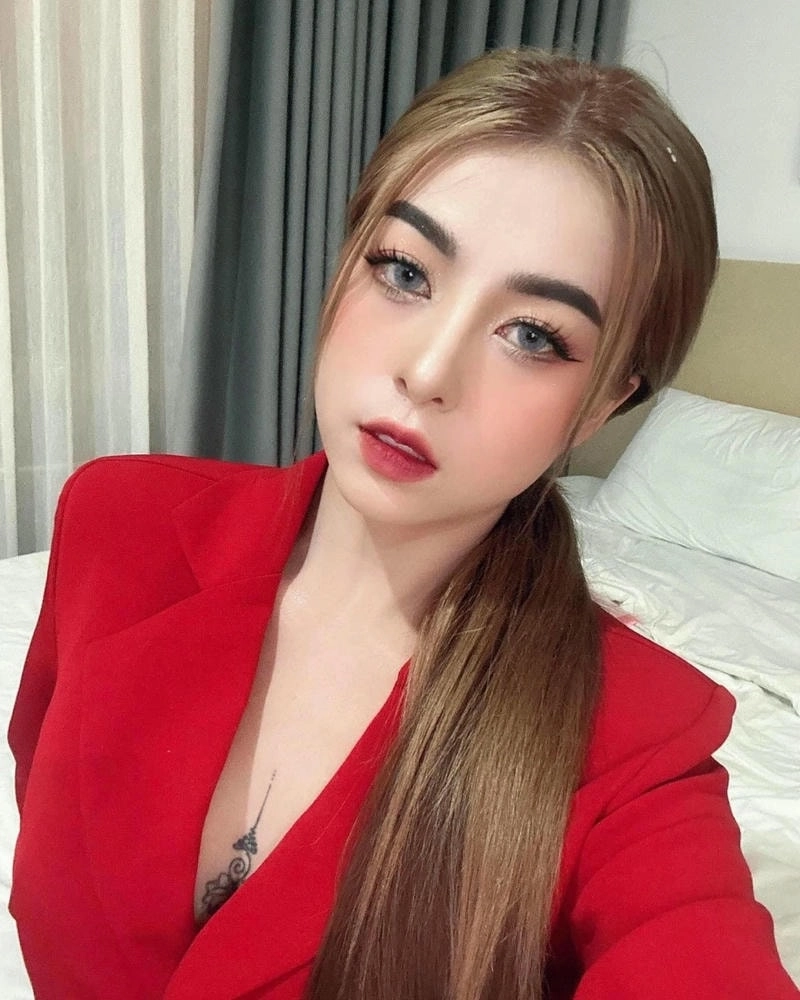 Lắng nghe phong cách riêng của Dương Linh Cẩm Tiên
