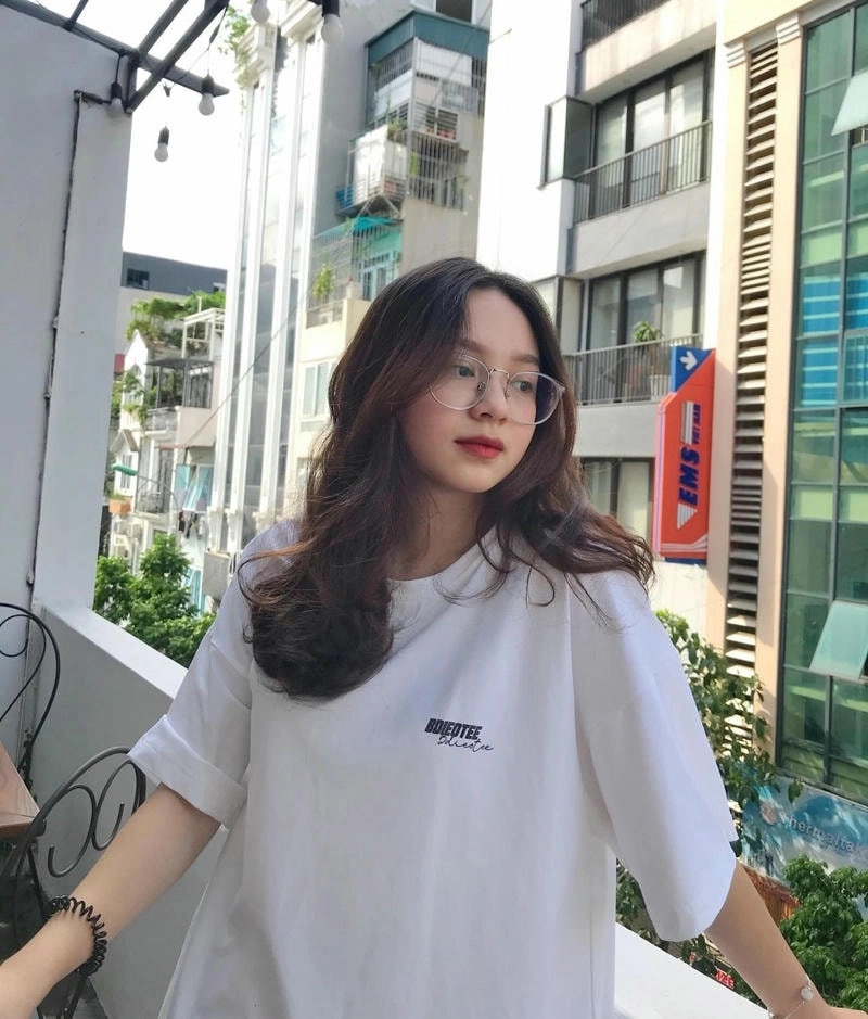 Nhiều người thắc mắc Đặng Thu Hà cao bao nhiêu