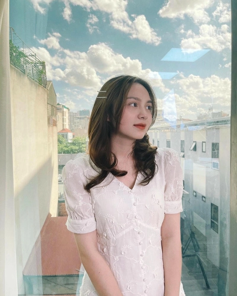 Fan tò mò Đặng Thu Hà bao nhiêu tuổi hiện tại