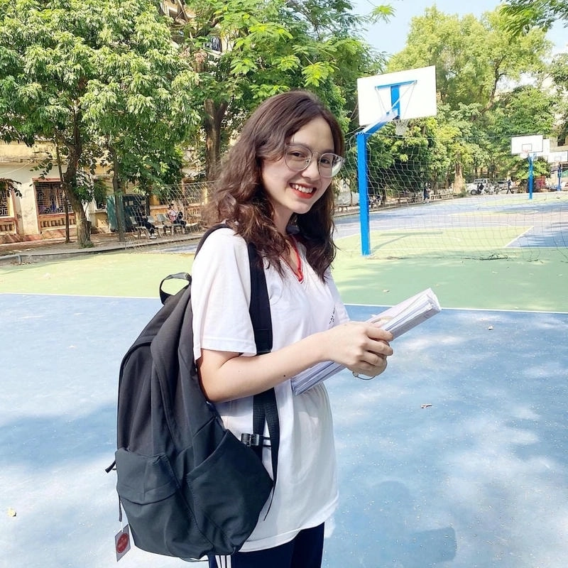 Bạn có biết Đặng Thu Hà học ngành gì không