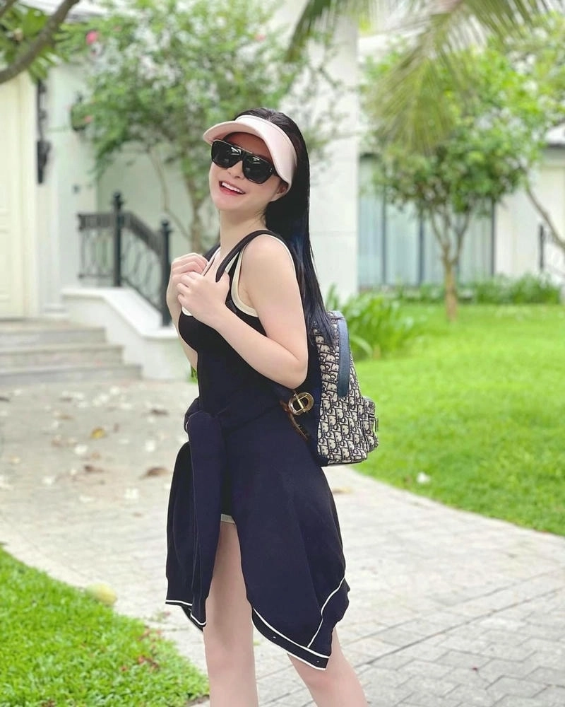 Bạn đoán đúng Đoàn Di Băng làm nghề gì