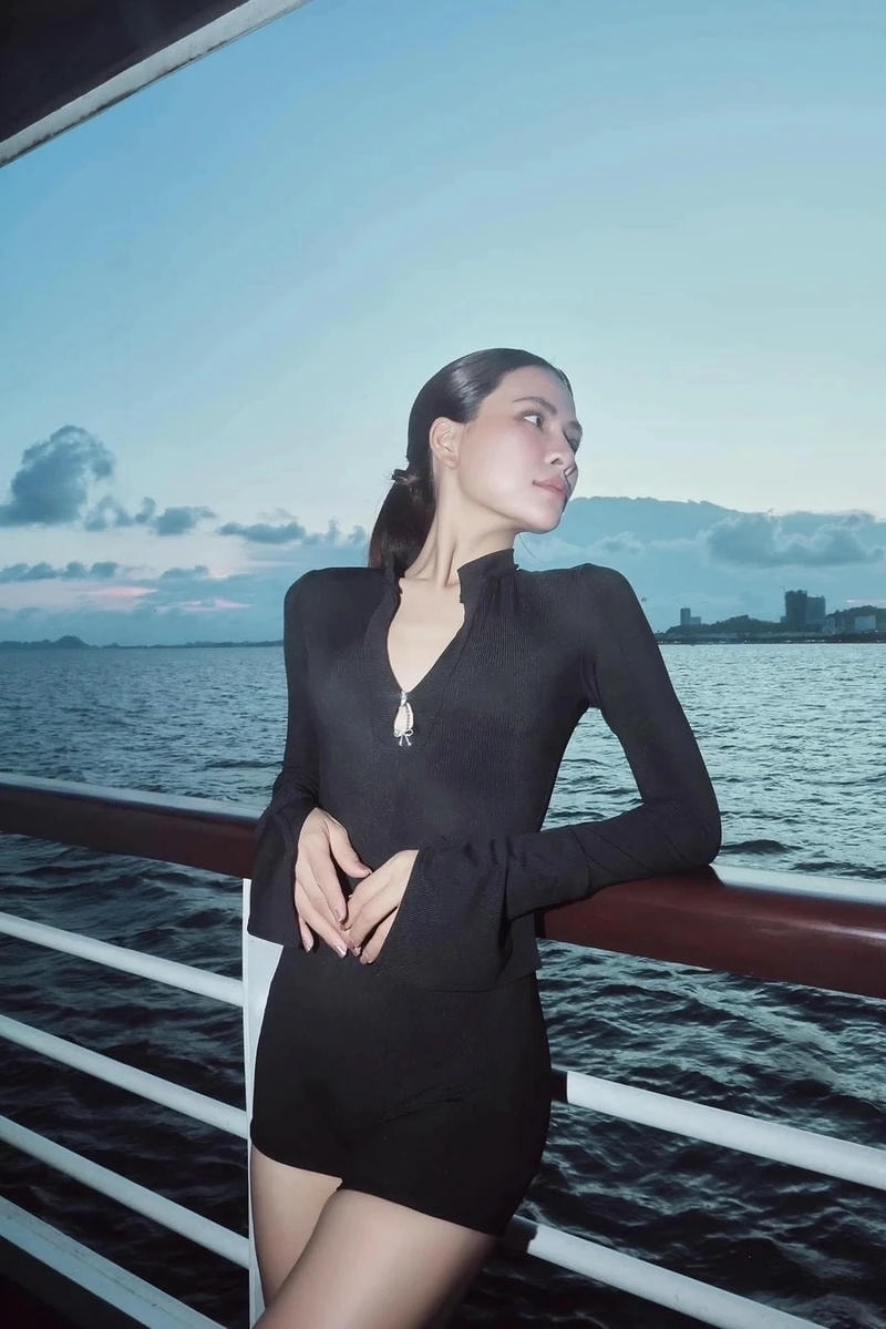 Nghe trọn bộ album Hà Nhi đình đám