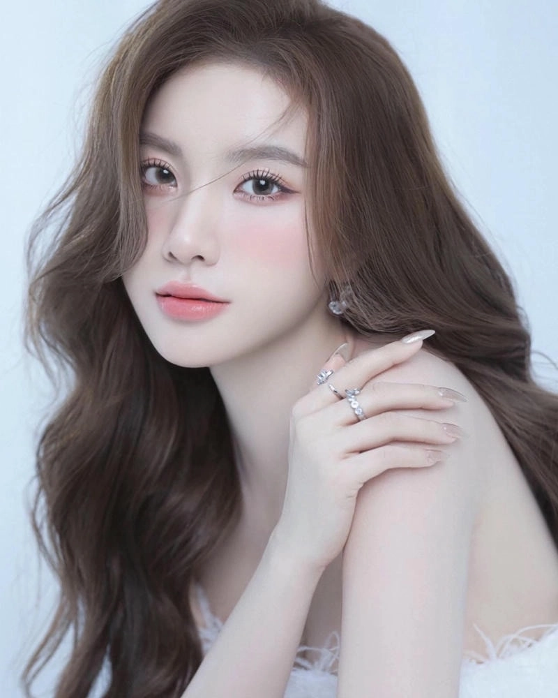 Cảm xúc dâng trào lời bài hát Hạnh Sino cô gái ơi đừng khóc