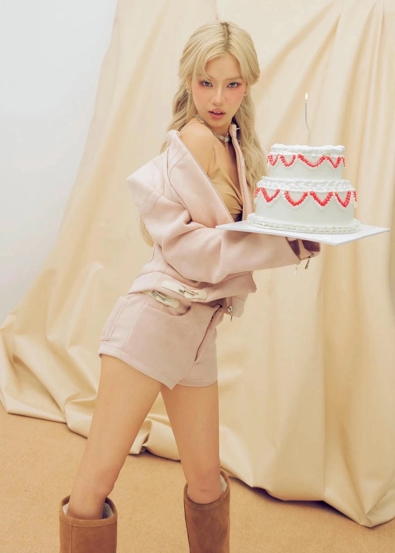 Hát cùng Karaoke Hoàng Yến Chibi cực cuốn hút