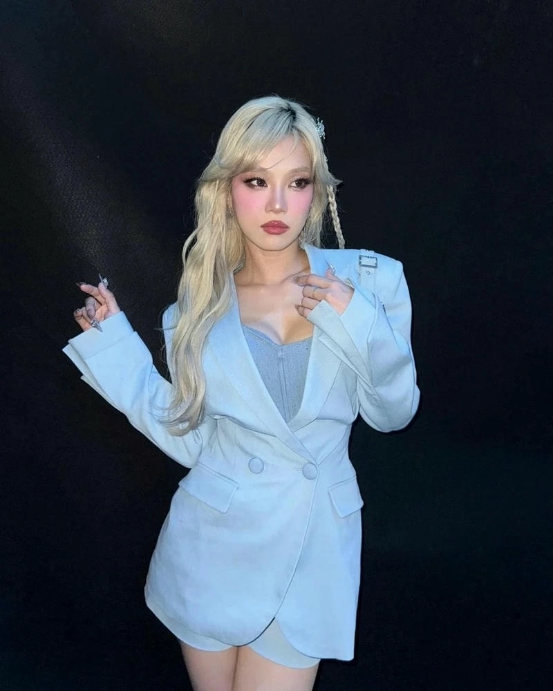 Bạn có tò mò Hoàng Yến Chibi Chiều Cao không