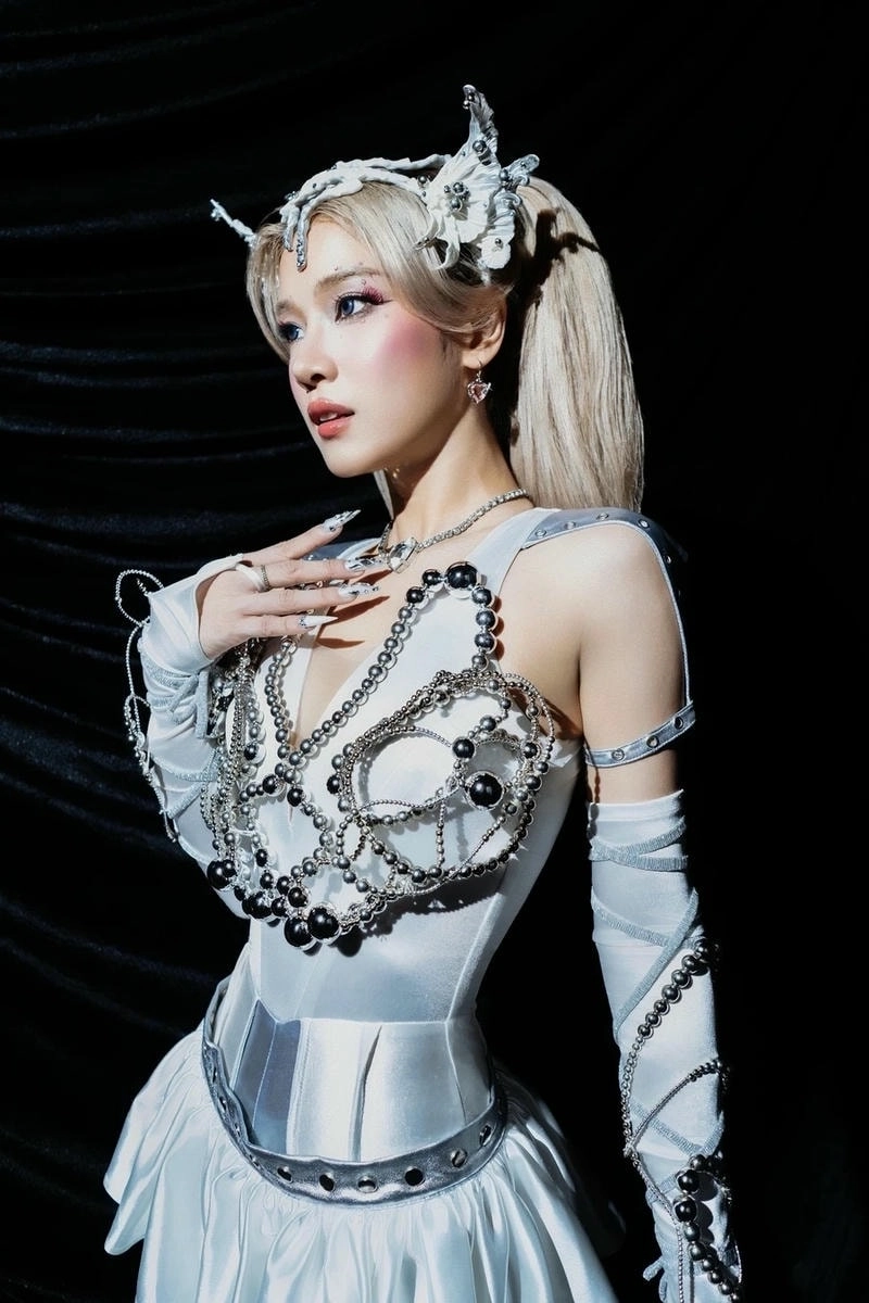 Cùng hát Hoàng Yến Chibi Ngay Ngo Lyrics cực dễ thương