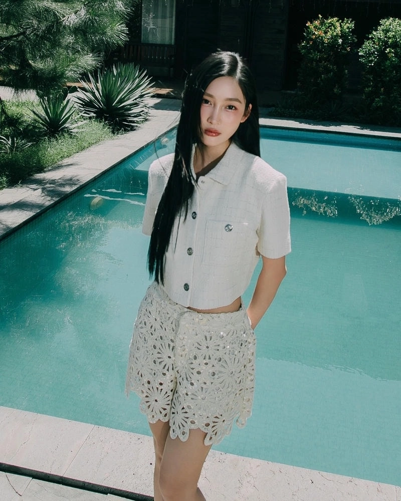 Hé lộ bí ẩn sau chiếc mặt nạ Juky San ca sĩ mặt nạ