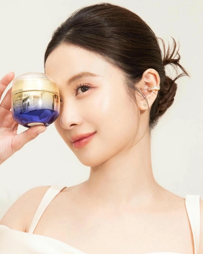 Jun Vũ instagram khoe ảnh đời thường cuốn hút