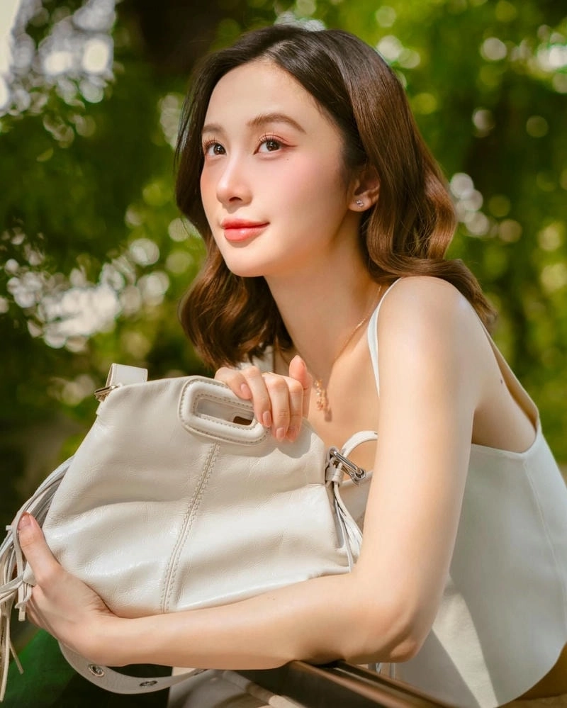 Jun Vũ sinh năm nào vẫn giữ nhan sắc đỉnh