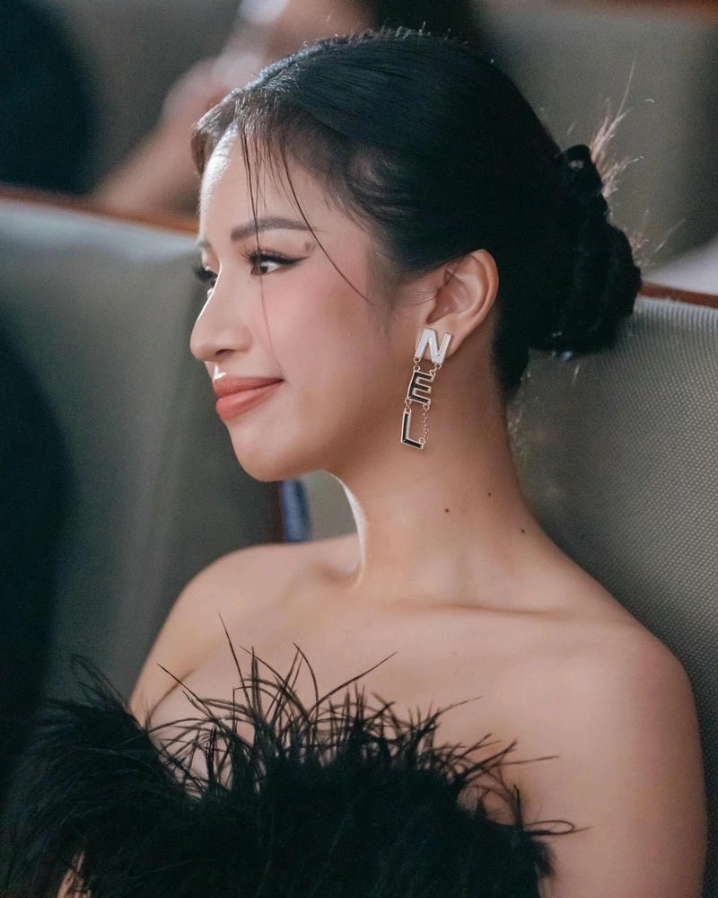 Lâm Bảo Ngọc The Masked Singer gây sốt từng vòng thi