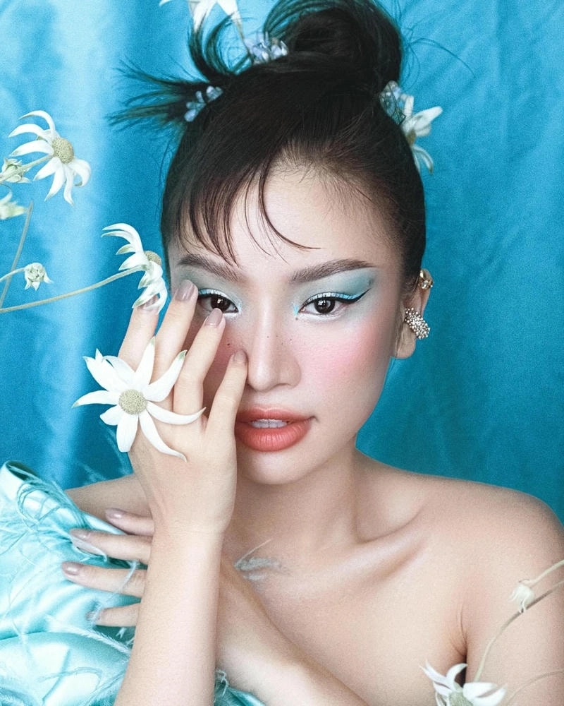 Anh trai say hi Lâm Bảo Ngọc đầy vui nhộn và ý nghĩa