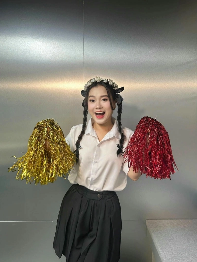 Xem ngay các MV Lâm Vỹ Dạ được yêu thích