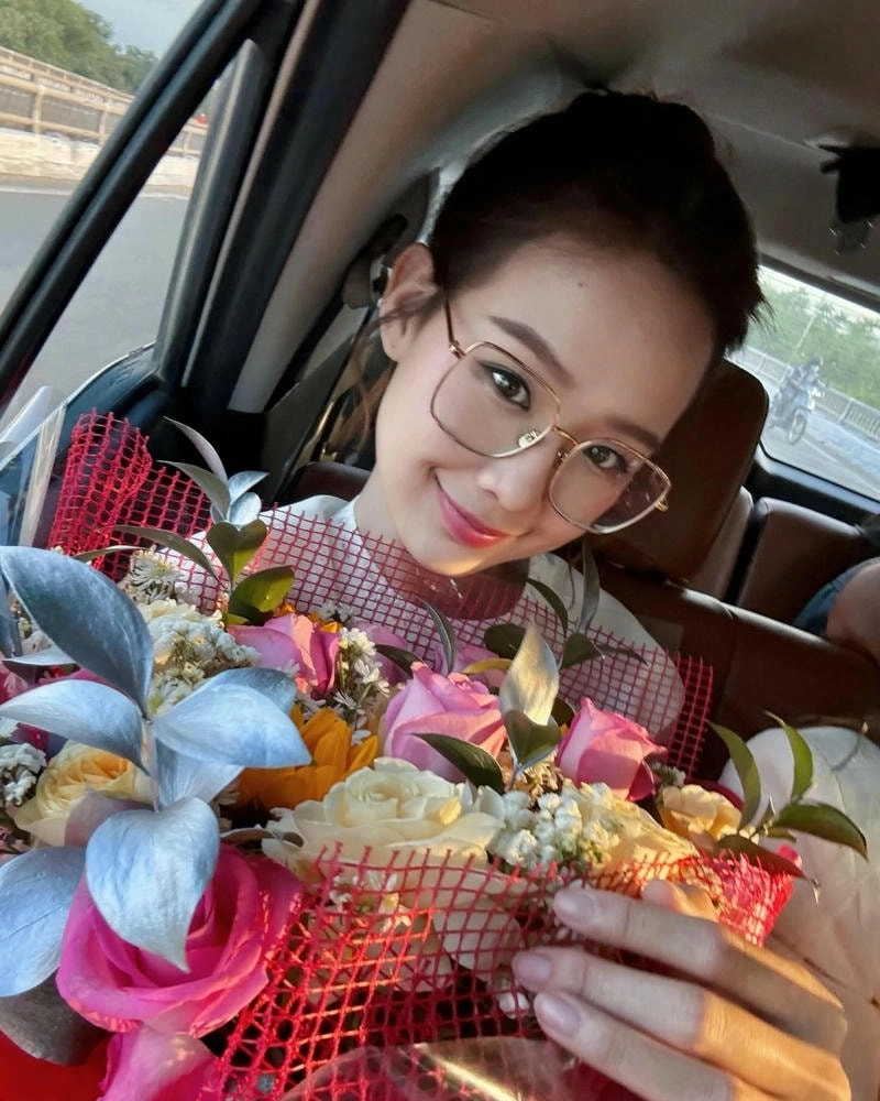 Cộng đồng bàn luận Lê Nguyễn Bảo Ngọc cao thật sự