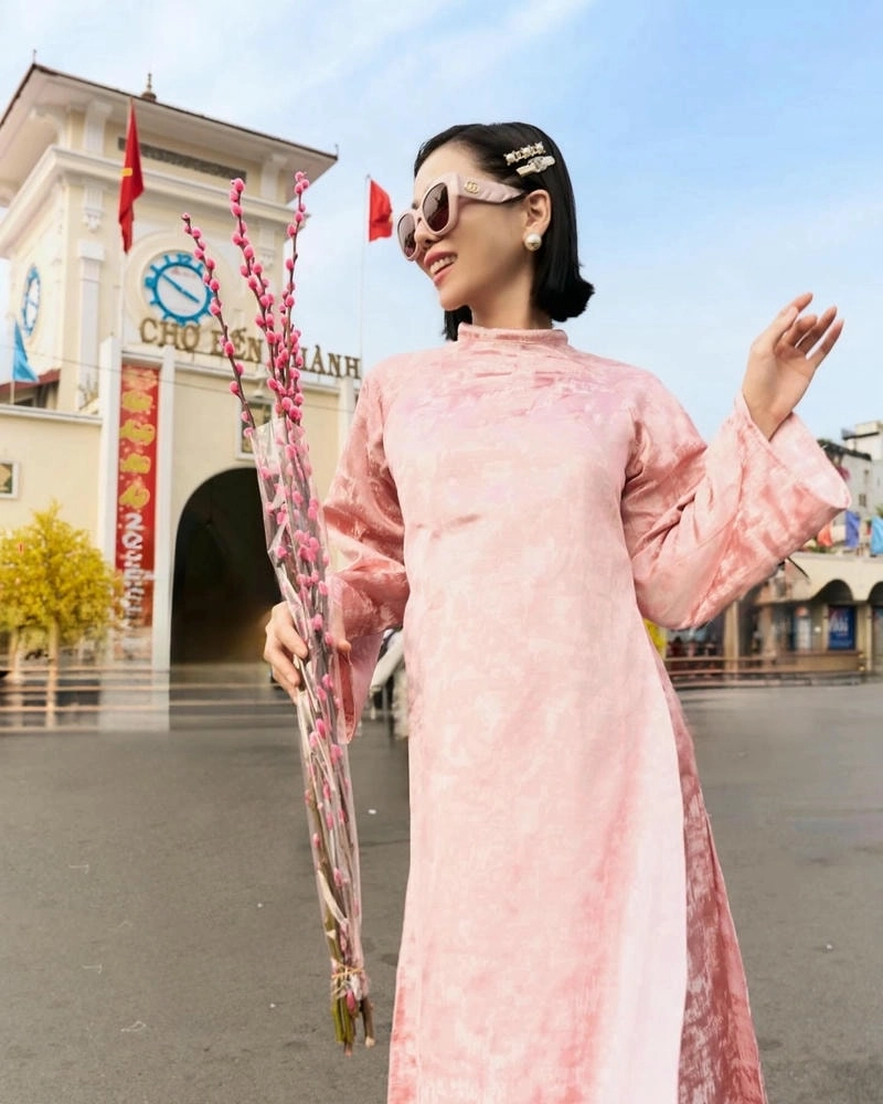 Đừng bỏ lỡ lời bài hát lệ quyên biển cạn da diết
