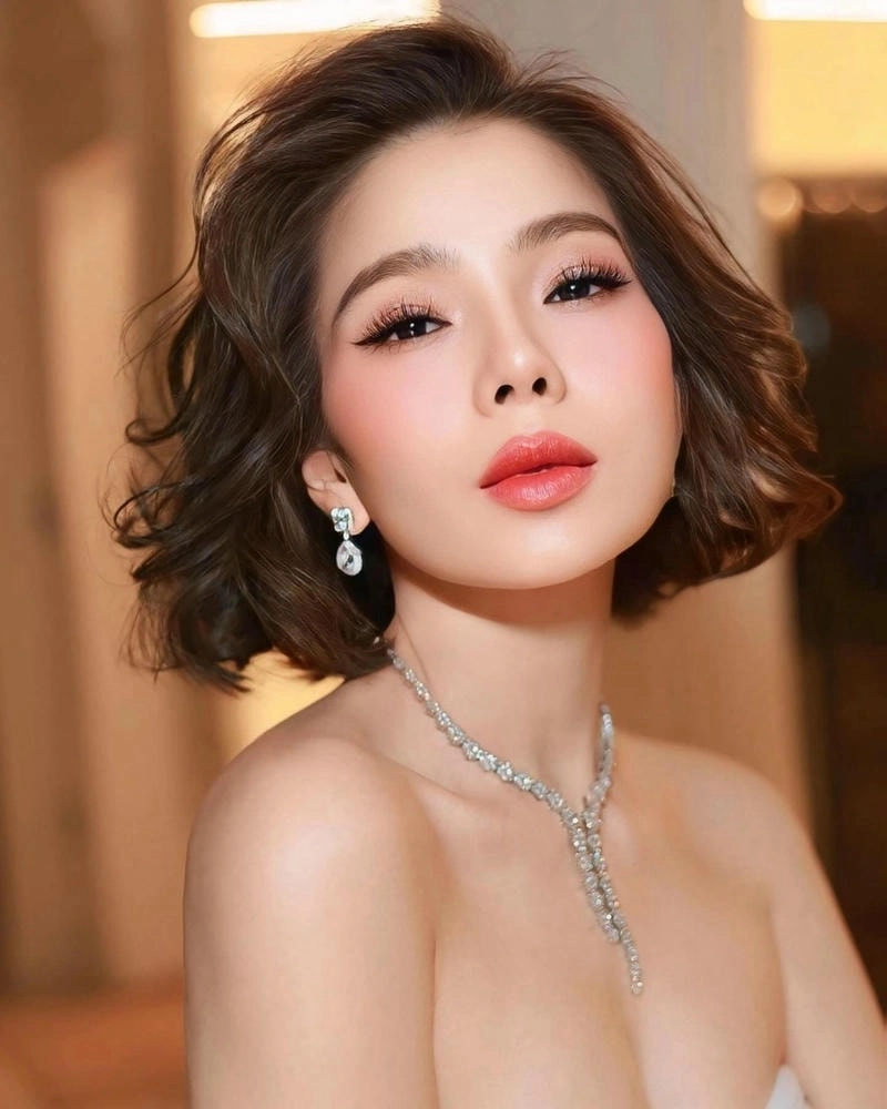 Nghe và cảm nhận lời bài hát lệ quyên câu chuyện đầu năm