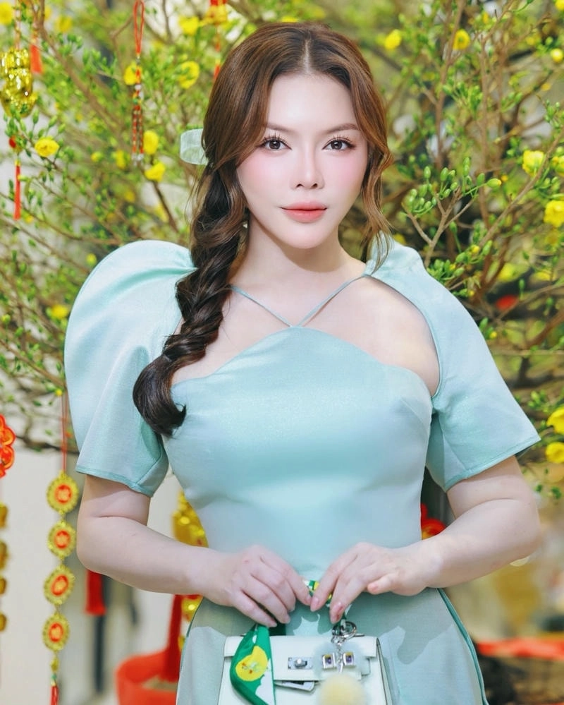 Ảnh quý hiếm về Lý Nhã Kỳ thời trẻ