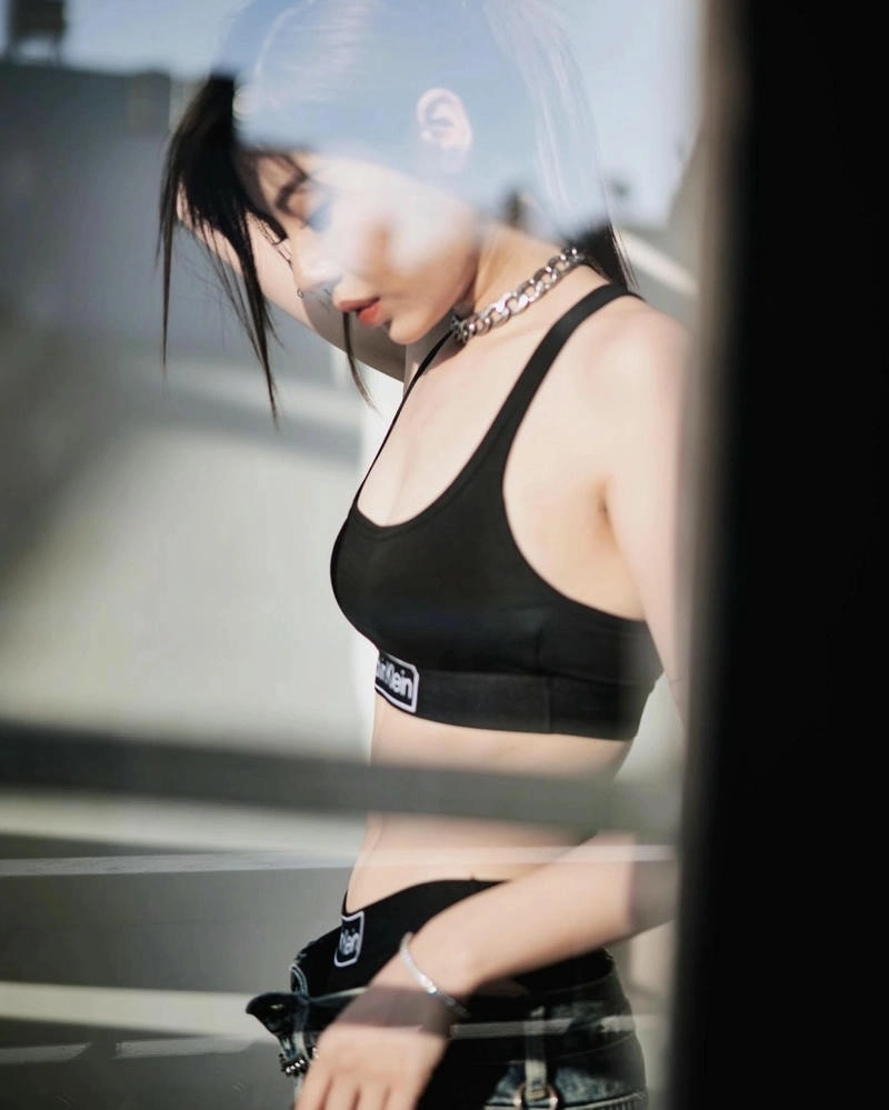 Dân mạng bàn tán về Mai Âm Nhạc phốt