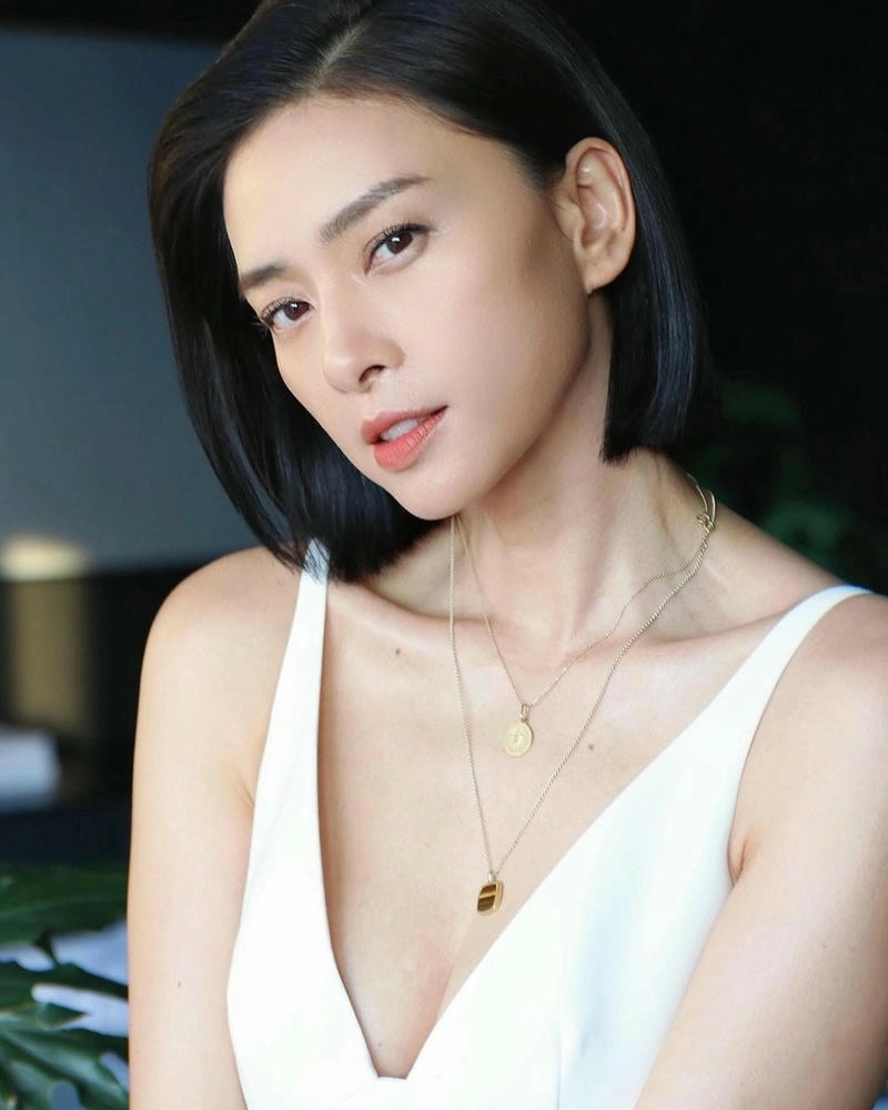 Cặp đôi Ngô Thanh Vân Jun Phạm gây chú ý cộng đồng