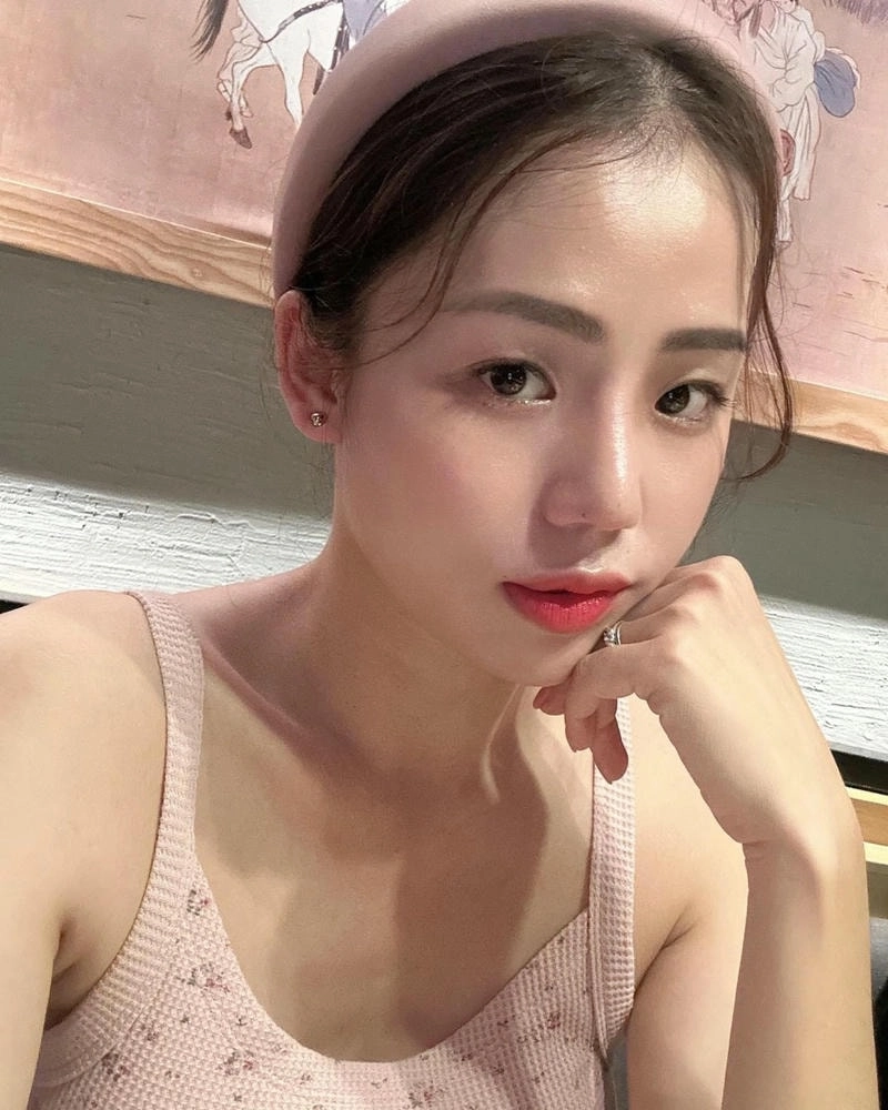 Khám phá Nguyễn Hương Ly Tiktok với nhiều clip triệu view