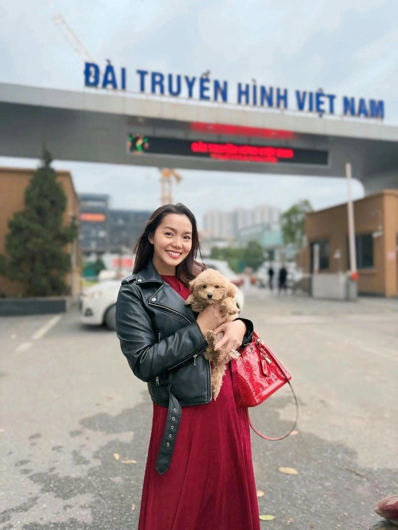 Khám phá nhiều ảnh đẹp của Nguyễn Ngọc Anh