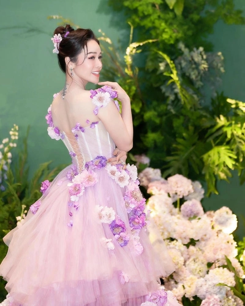 Chiêm ngưỡng album Nhật Kim Anh đặc sắc