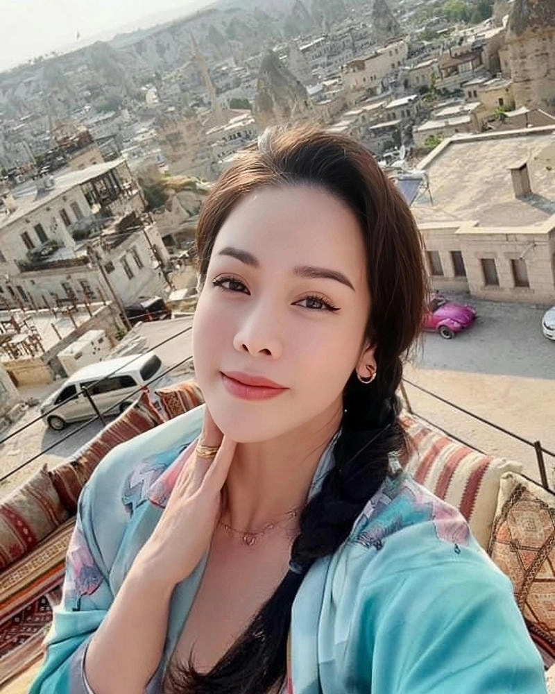 Tìm đọc lời bài hát Nhật Kim Anh Con Ghẻ chi tiết