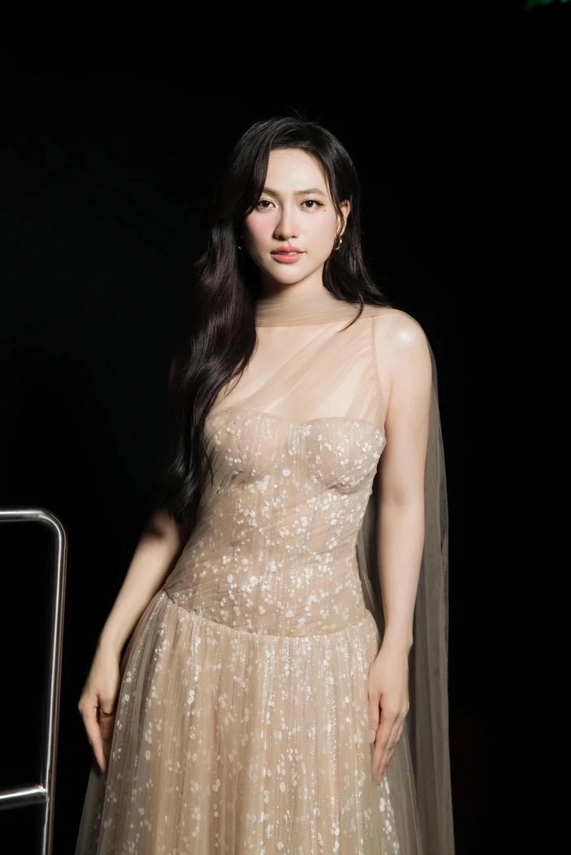 Hình ảnh Phương Anh Đào trong sao nhập ngũ
