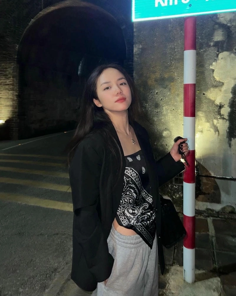 Ngọt ngào trong lời bài hát Phương Ly Missing You