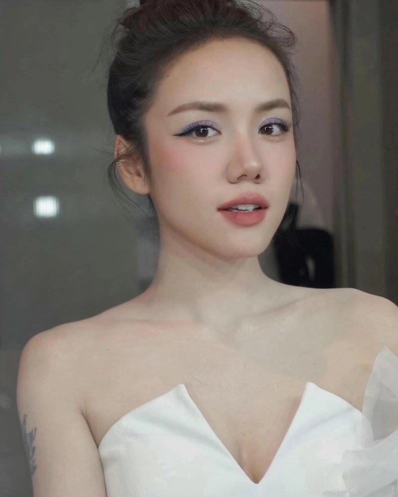 Chuyện nghệ thuật của Phương Ly Phương Linh
