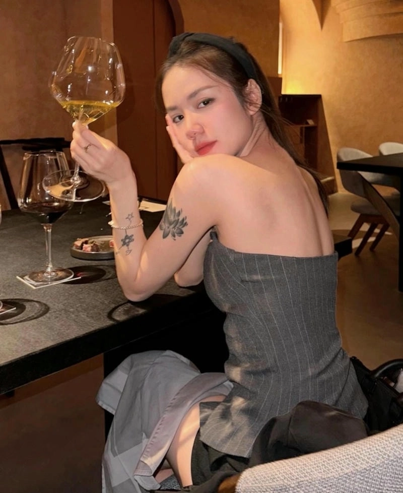 Chạm cảm xúc với lời bài hát Phương Ly Anh là ai