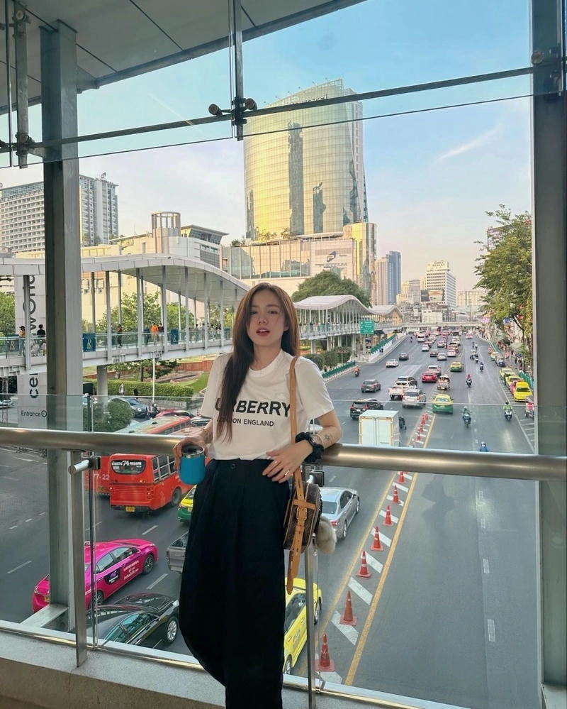 Phương Ly 2 ngày 1 đêm hài hước và duyên dáng