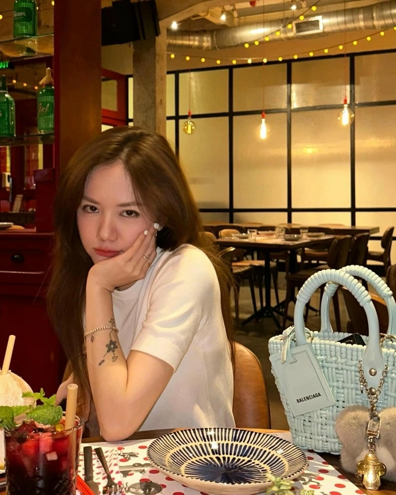 Hành trình sự nghiệp Phương Ly ca sĩ