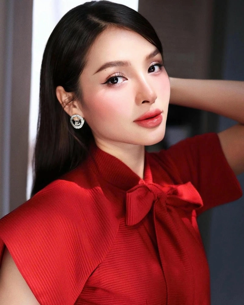 Kênh Phương Trinh Jolie Official có gì hot