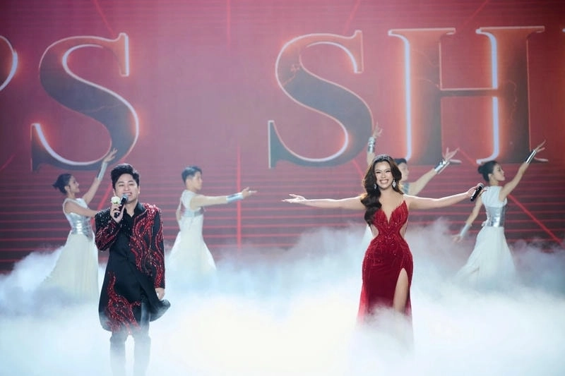 Hát theo Phương Vy Sài Gòn Đẹp Lắm Lyrics