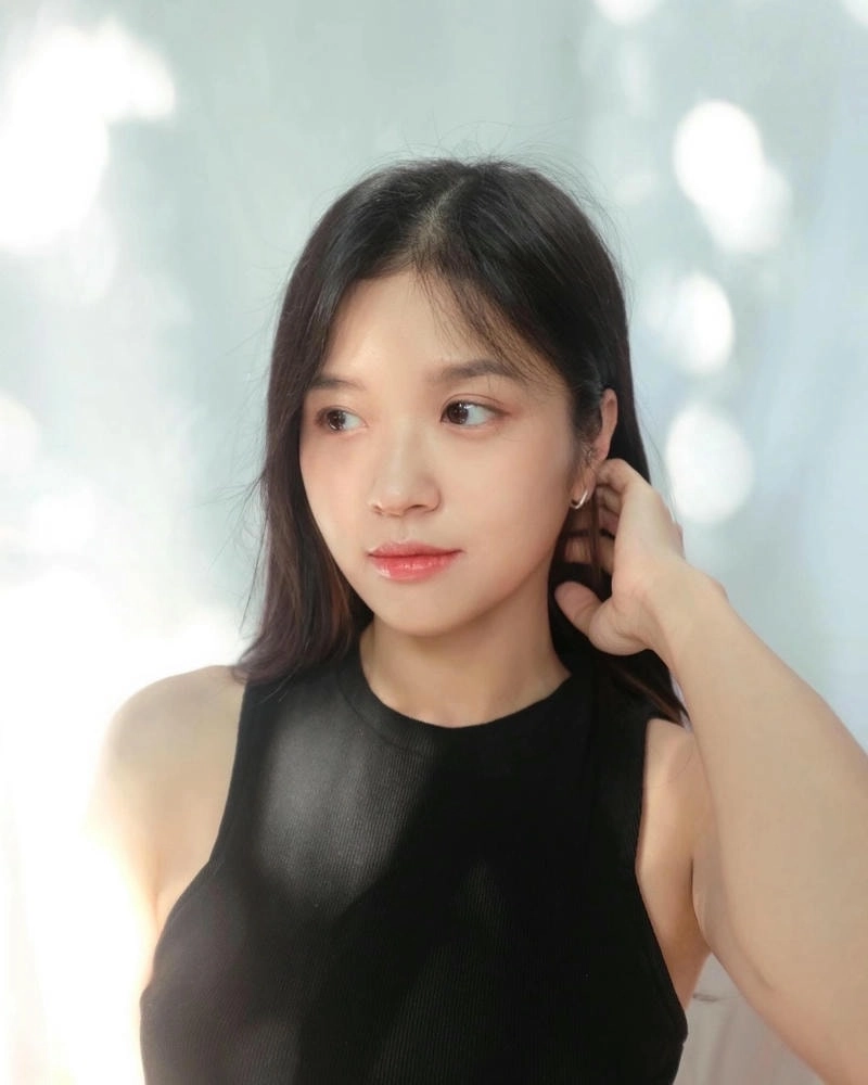 Cộng đồng đồn đoán Suni Hạ Linh Chiều Cao