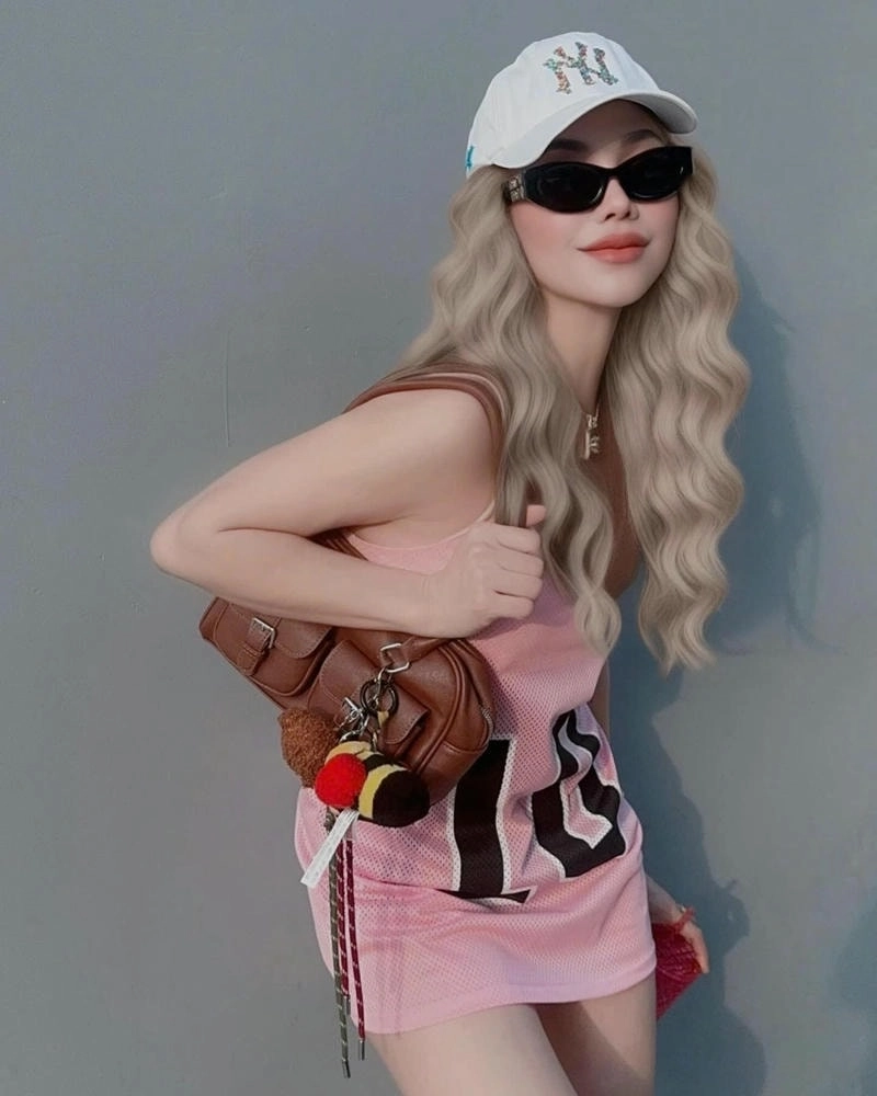 Cập nhật hình ảnh mới nhất từ Trà Ngọc Hằng instagram