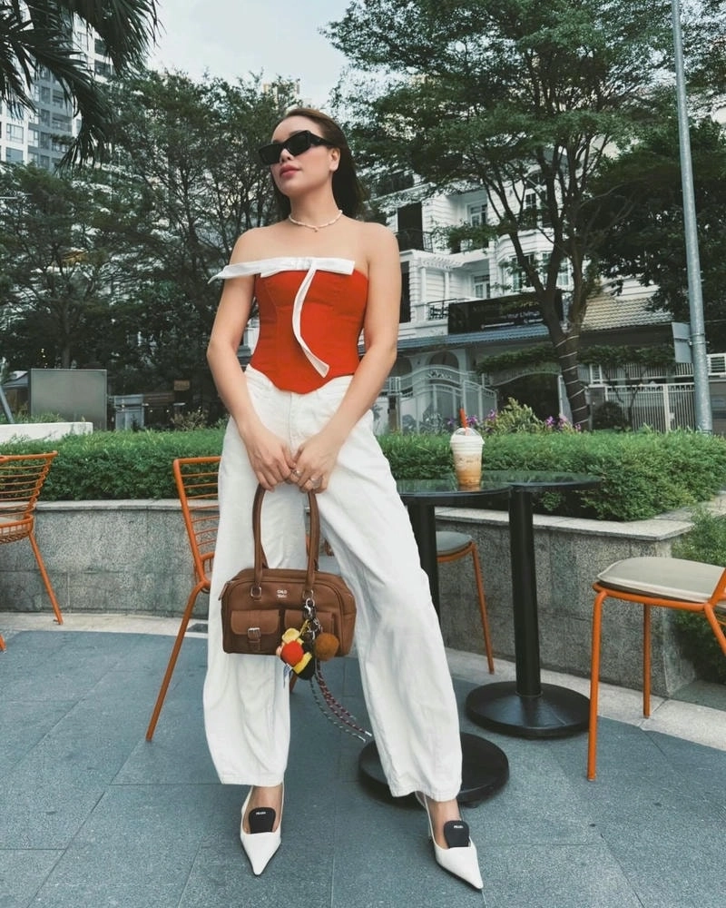 Xem ngay các mv ấn tượng của Trà Ngọc Hằng mv