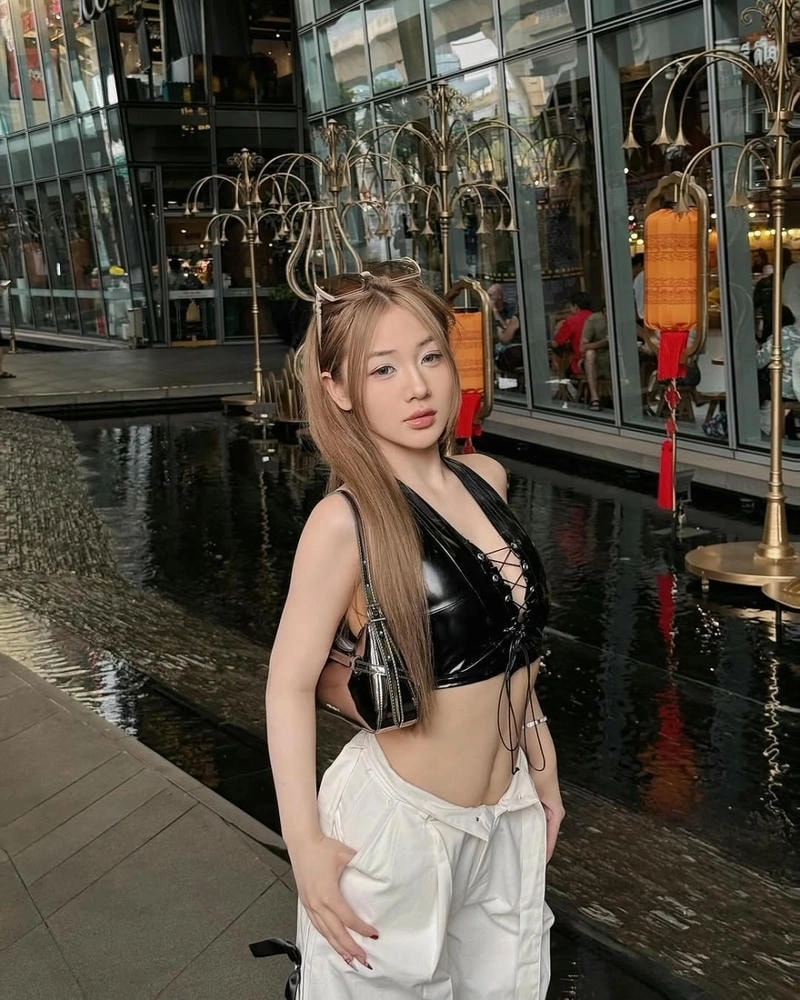 Netizen tìm hiểu Trần Hà Linh quê ở đâu