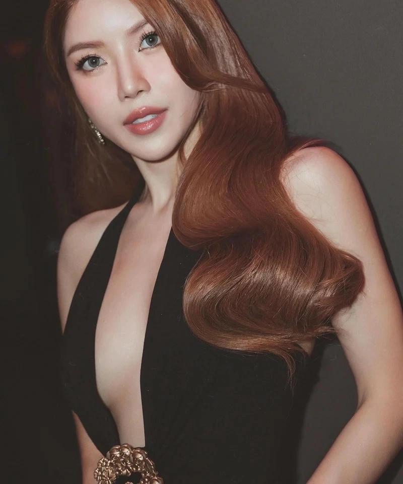 Tỏa sáng nổi bật là Chị đẹp Trang Pháp