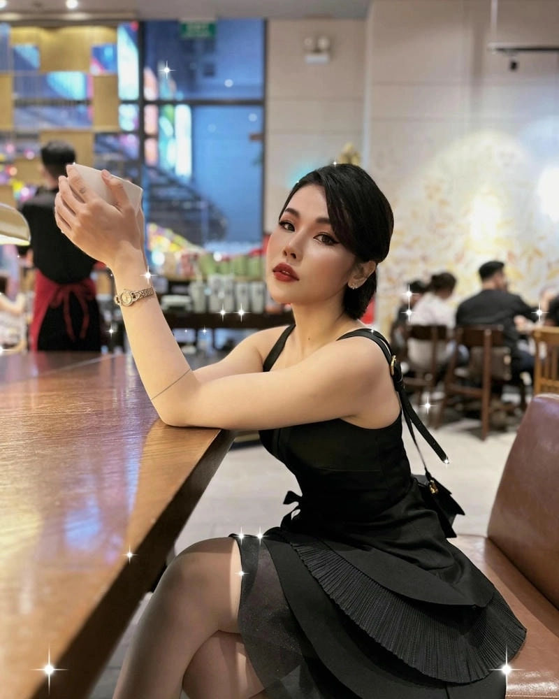 Gây bão với hit Trương Thảo Nhi đánh bắt cá xa bờ