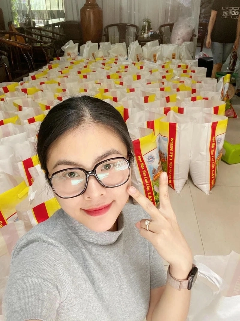 Khám phá hình ảnh mới nhất của Vân Trang