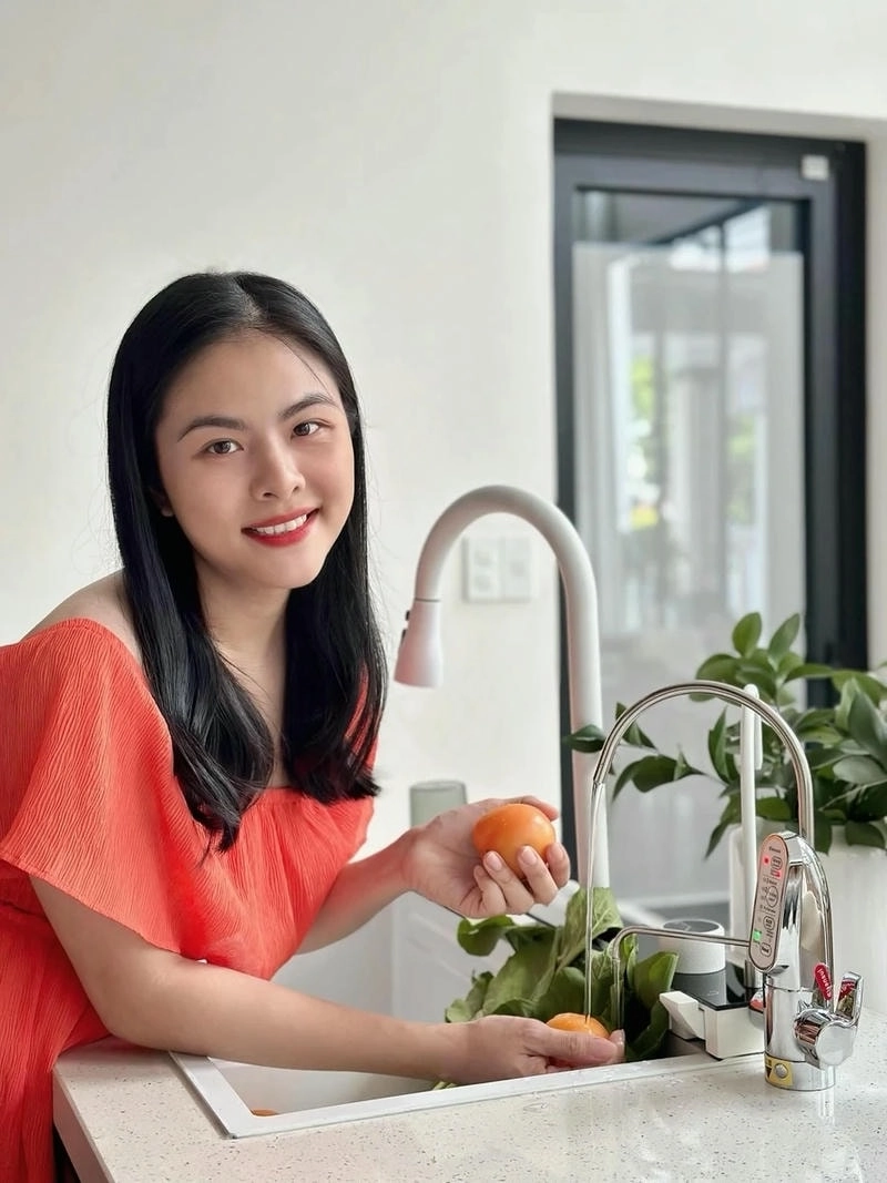 Thông tin về Vân Trang bao nhiêu tuổi hiện nay
