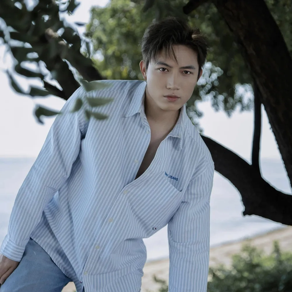 Khám phá profile Anh Tú Voi bản đôn cực thú vị