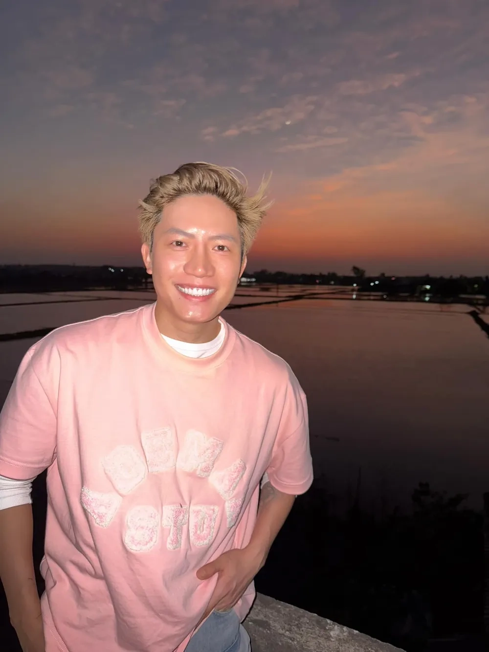 Hành trình tỏa sáng của Anh Tú Voi bản đôn