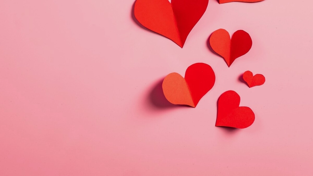 Hình nền màu đỏ pastel cho tâm hồn nhẹ nhàng thanh thoát