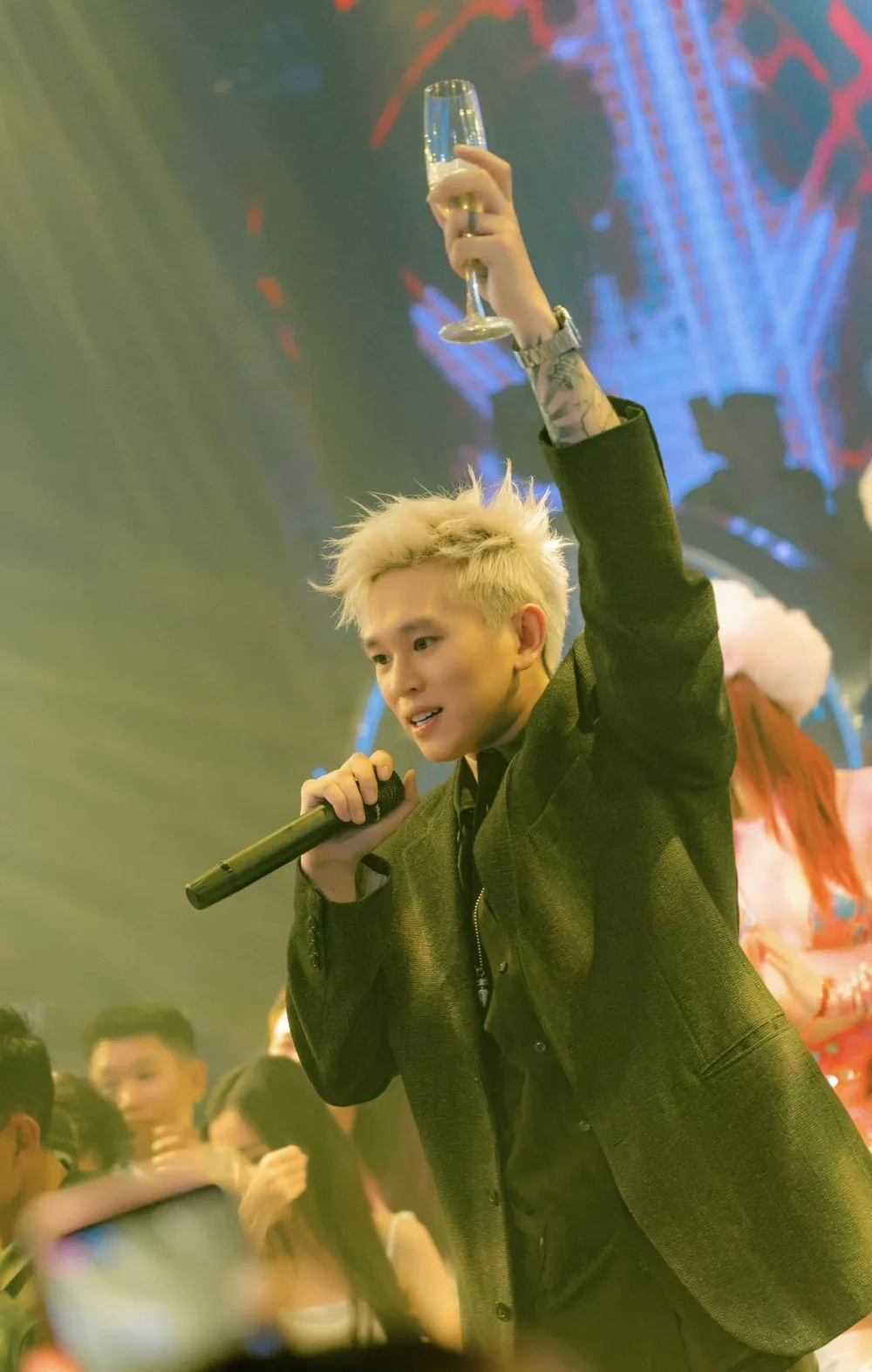 Tổng hợp ảnh Bray đẹp trai cool ngầu